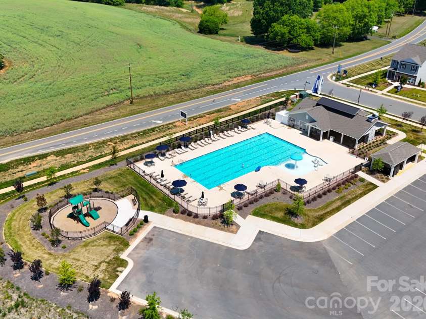 149 Giant Oak Avenue, Statesville, NC 28677.  MLS# CAR4383198, YatesRealty ID 24010. 
