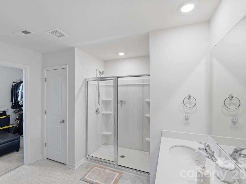 149 Giant Oak Avenue, Statesville, NC 28677.  MLS# CAR4383198, YatesRealty ID 24010. 