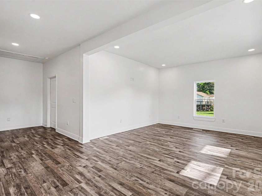 405 Aquadale Road, Albemarle, NC 28001.  MLS# CAR4383064, YatesRealty ID 24011. 