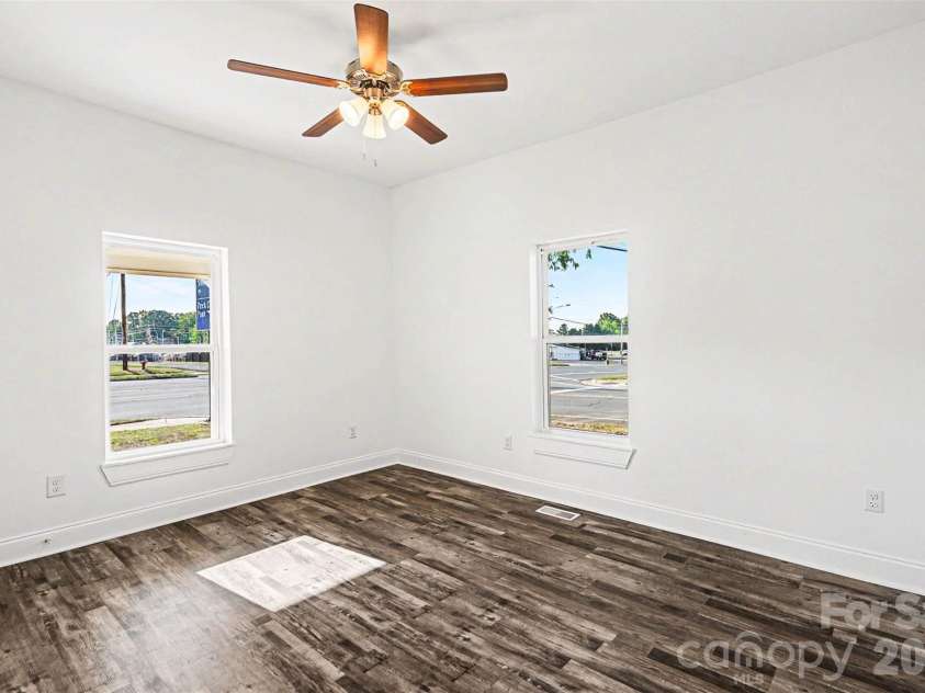 405 Aquadale Road, Albemarle, NC 28001.  MLS# CAR4383064, YatesRealty ID 24011. 