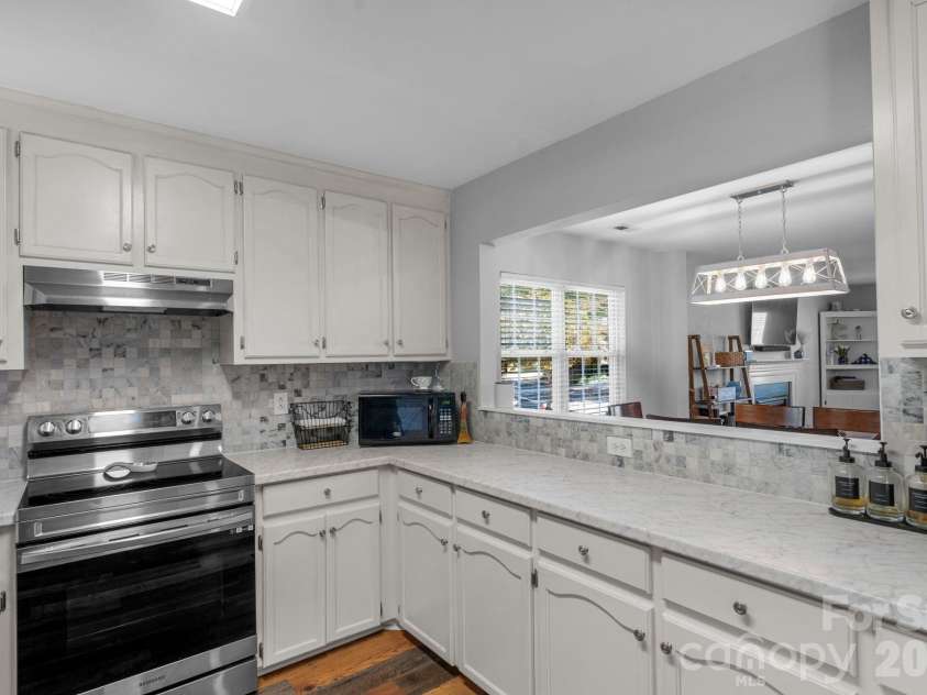 107 Howe Street, Belmont, NC 28012.  MLS# CAR4382704, YatesRealty ID 24012. 