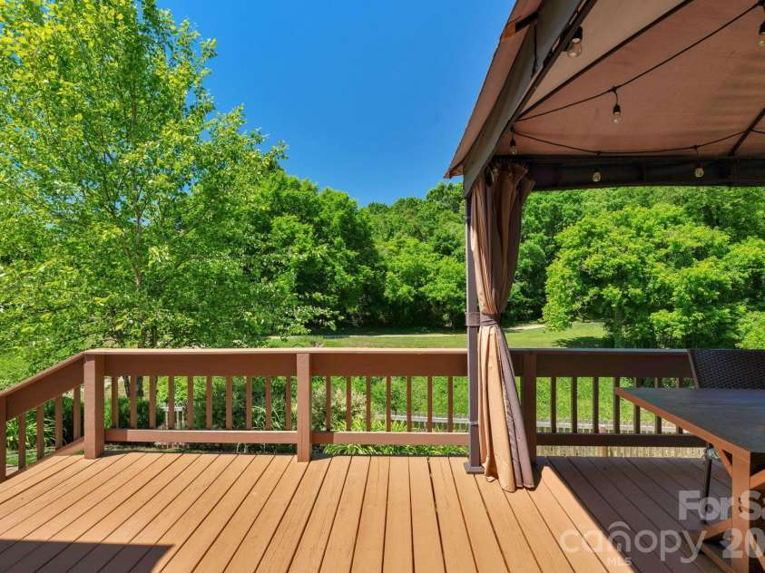 107 Howe Street, Belmont, NC 28012.  MLS# CAR4382704, YatesRealty ID 24012. 
