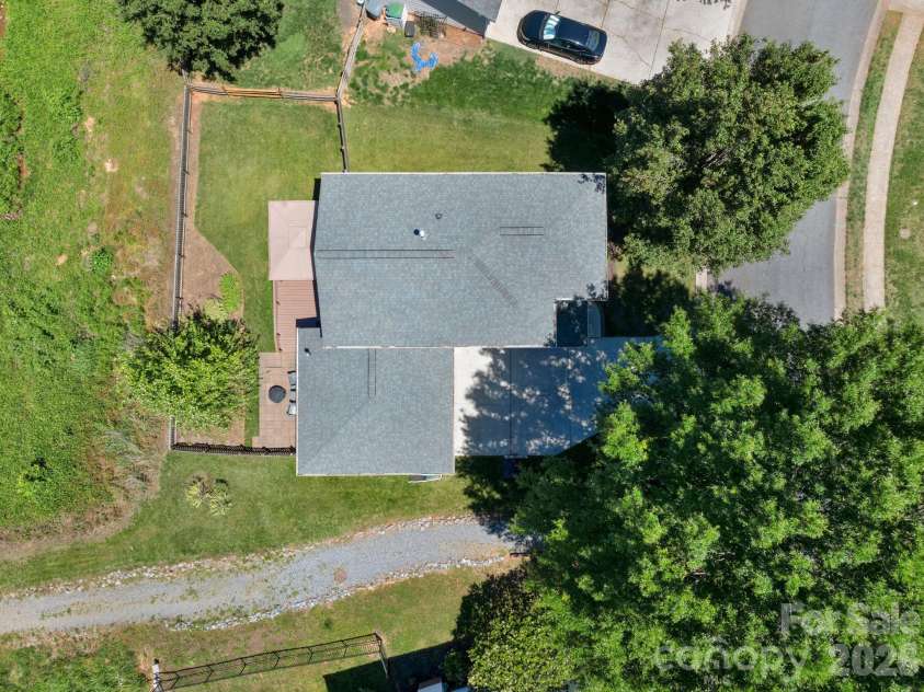 107 Howe Street, Belmont, NC 28012.  MLS# CAR4382704, YatesRealty ID 24012. 