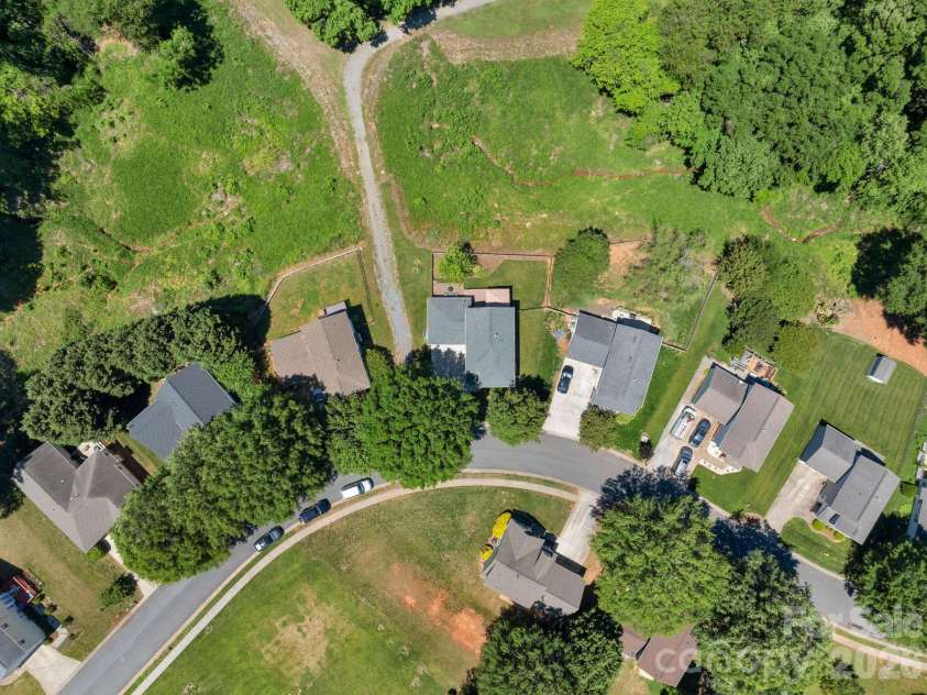 107 Howe Street, Belmont, NC 28012.  MLS# CAR4382704, YatesRealty ID 24012. 