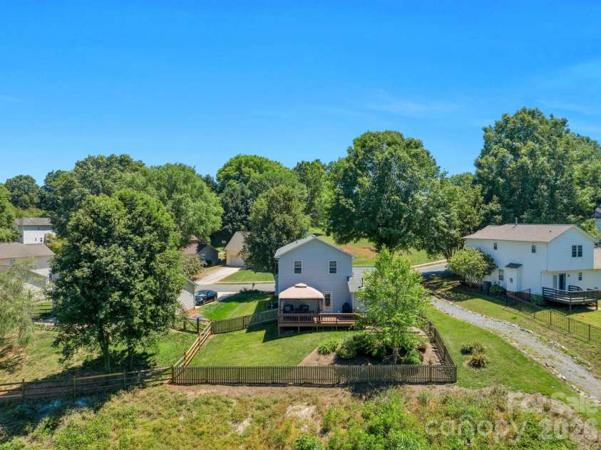 107 Howe Street, Belmont, NC 28012.  MLS# CAR4382704, YatesRealty ID 24012. FENCED BACKYARD