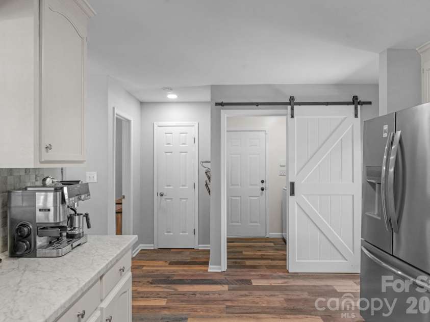 107 Howe Street, Belmont, NC 28012.  MLS# CAR4382704, YatesRealty ID 24012. LAUNDRY AND GARAGE ENTRANCE