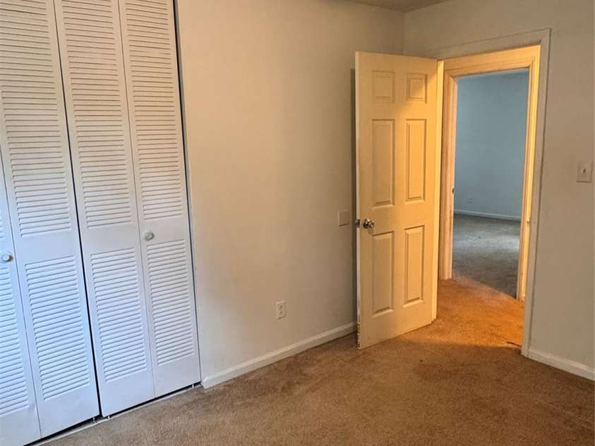 2216 Helen Drive, Gastonia, NC 28054.  MLS# CAR4275742, YatesRealty ID 24012. 