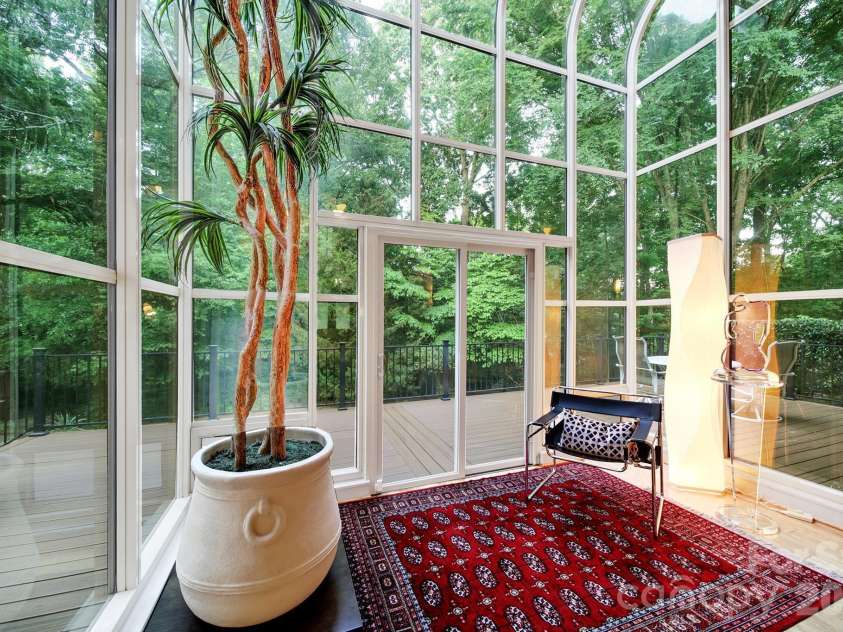 6512 Carmel Hills Drive, Charlotte, NC 28226.  MLS# CAR4381922, YatesRealty ID 24014. 