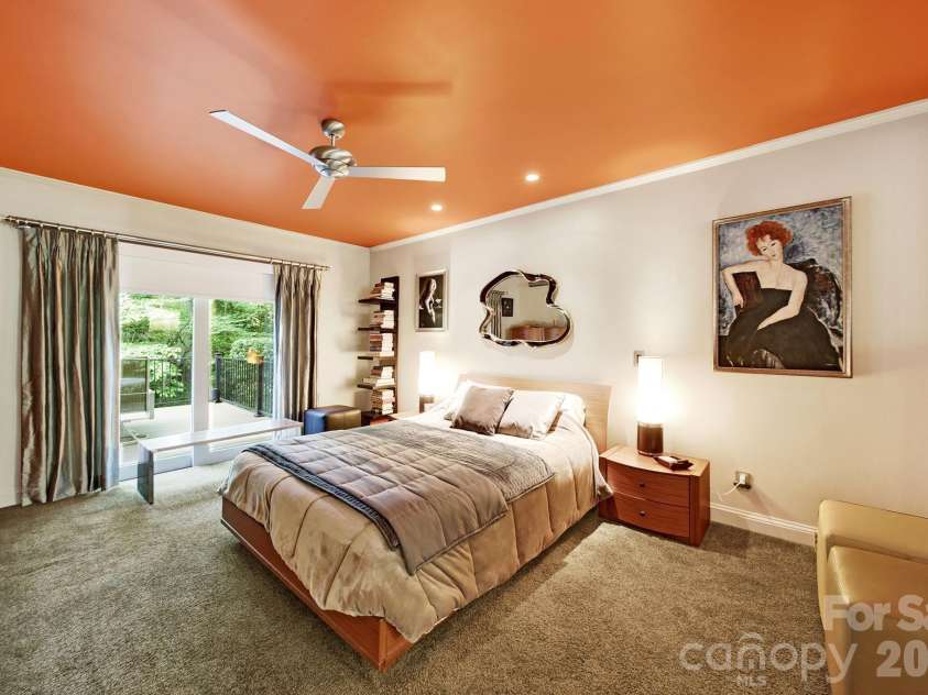 6512 Carmel Hills Drive, Charlotte, NC 28226.  MLS# CAR4381922, YatesRealty ID 24014. 