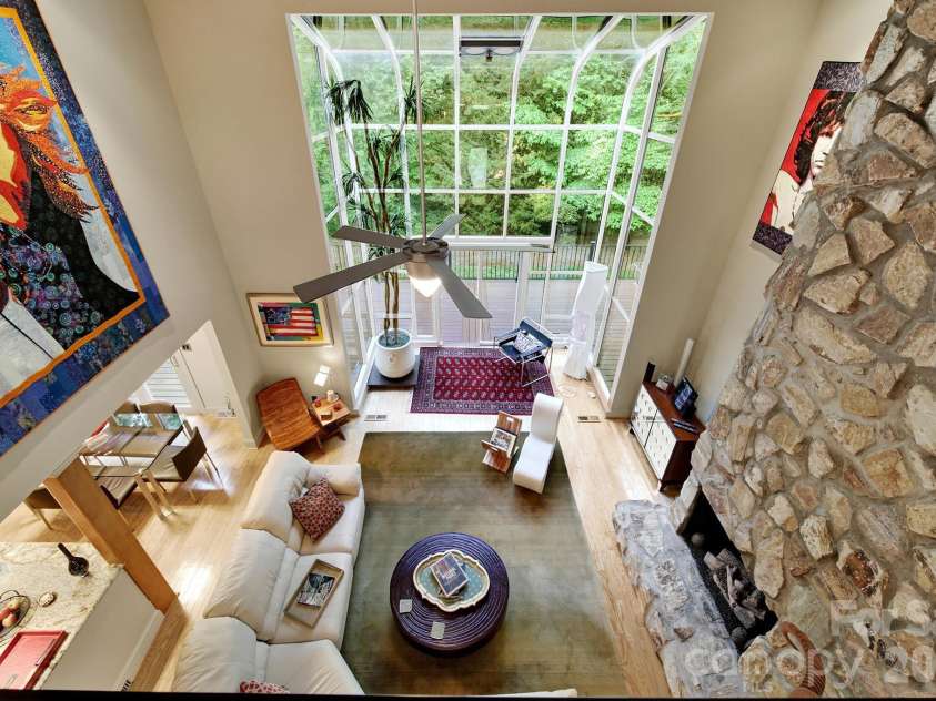 6512 Carmel Hills Drive, Charlotte, NC 28226.  MLS# CAR4381922, YatesRealty ID 24014. 