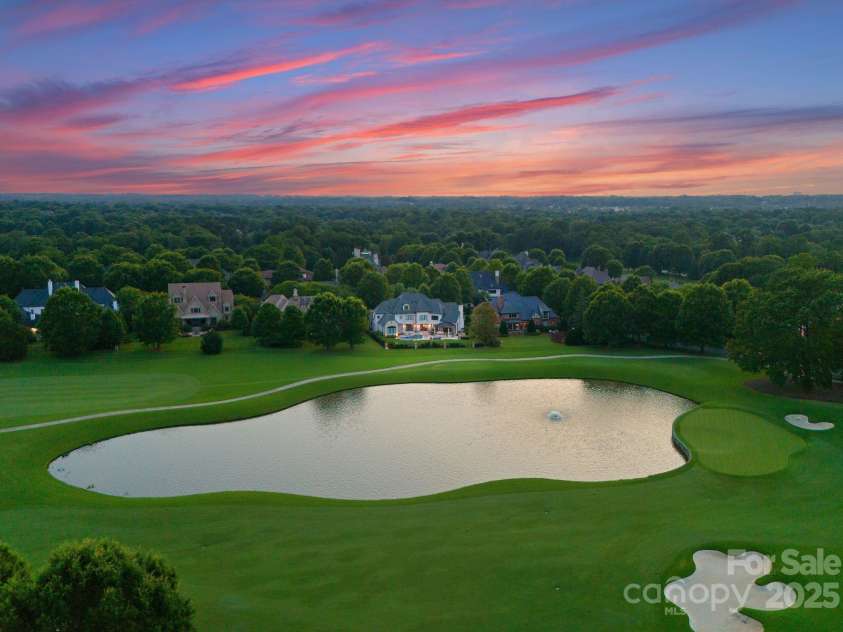 300 Eagle Bend Drive, Waxhaw, NC 28173.  MLS# CAR4277077, YatesRealty ID 24015. 