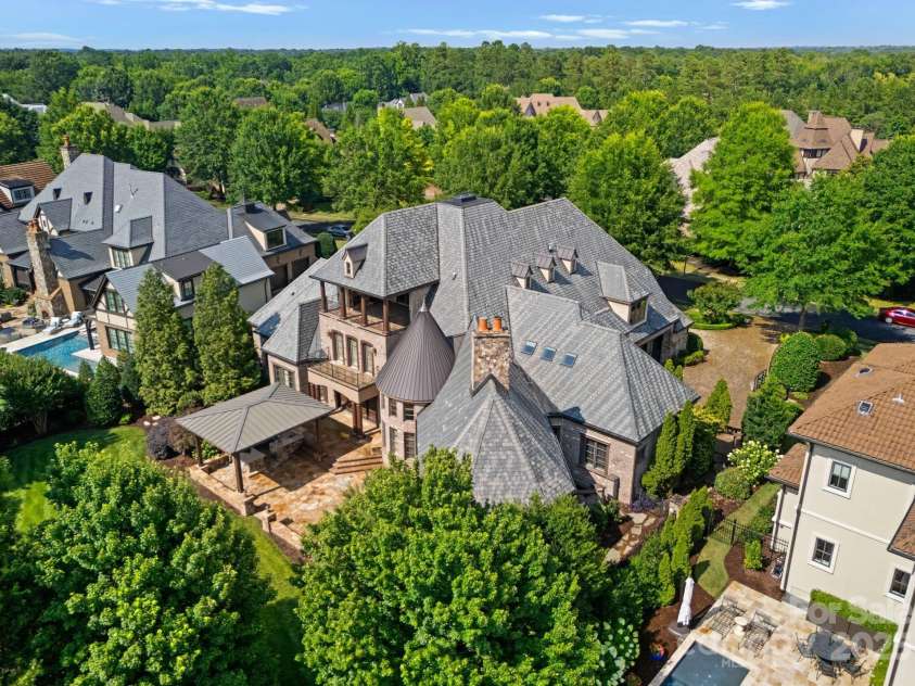 300 Eagle Bend Drive, Waxhaw, NC 28173.  MLS# CAR4277077, YatesRealty ID 24015. 