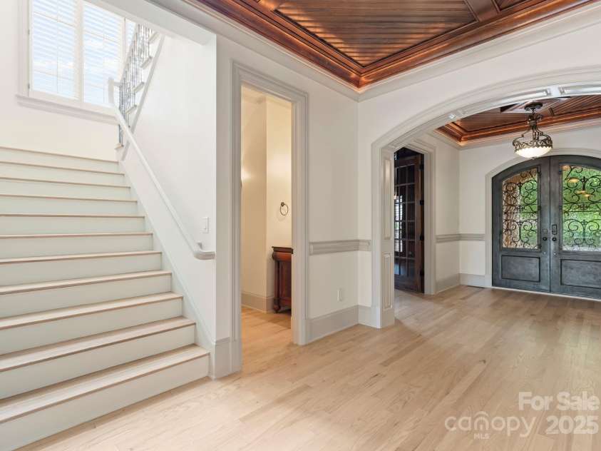 300 Eagle Bend Drive, Waxhaw, NC 28173.  MLS# CAR4277077, YatesRealty ID 24015. 