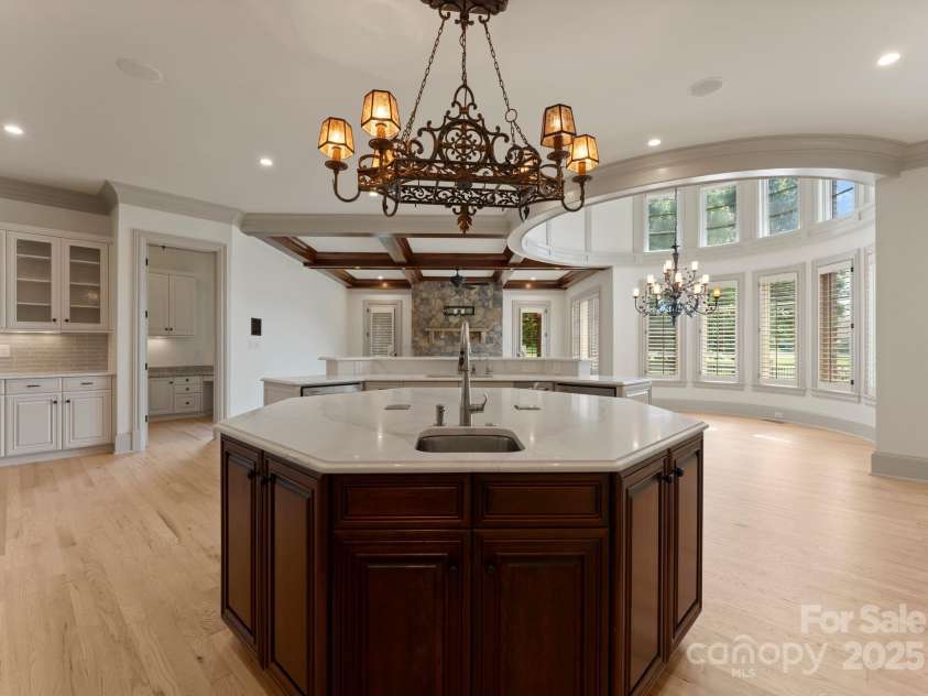 300 Eagle Bend Drive, Waxhaw, NC 28173.  MLS# CAR4277077, YatesRealty ID 24015. 