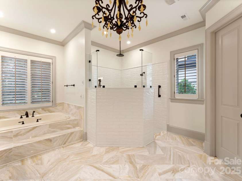 300 Eagle Bend Drive, Waxhaw, NC 28173.  MLS# CAR4277077, YatesRealty ID 24015. 