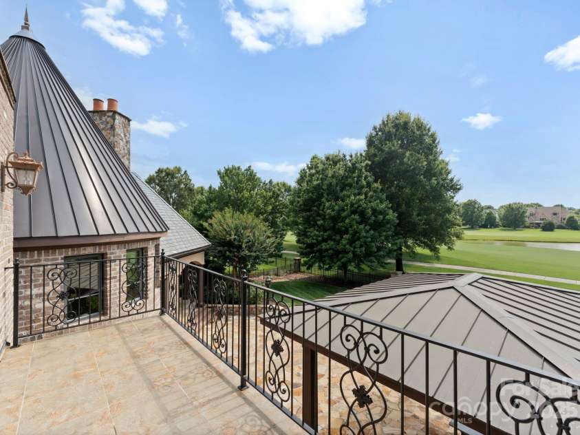 300 Eagle Bend Drive, Waxhaw, NC 28173.  MLS# CAR4277077, YatesRealty ID 24015. 