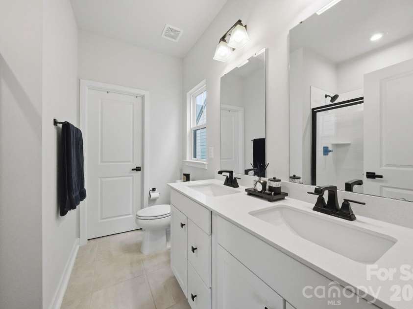 3019 Terroir Lane, Charlotte, NC 28217.  MLS# CAR4381622, YatesRealty ID 24015. 