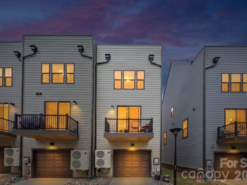 3019 Terroir Lane, Charlotte, NC 28217.  MLS# CAR4381622, YatesRealty ID 24015. 