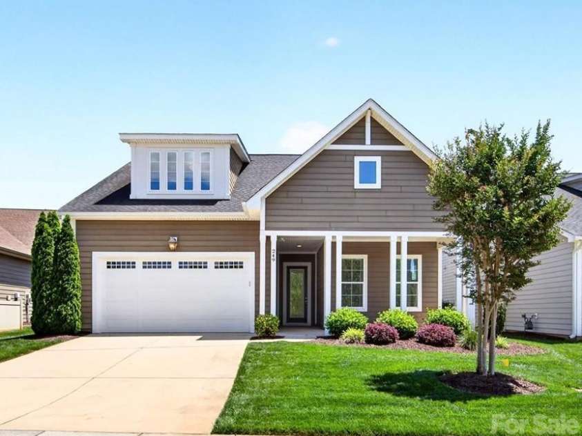249 Stone Mountain Way, Denver, NC 28037.  MLS# CAR4380432, YatesRealty ID 24016. Great Curb Appeal