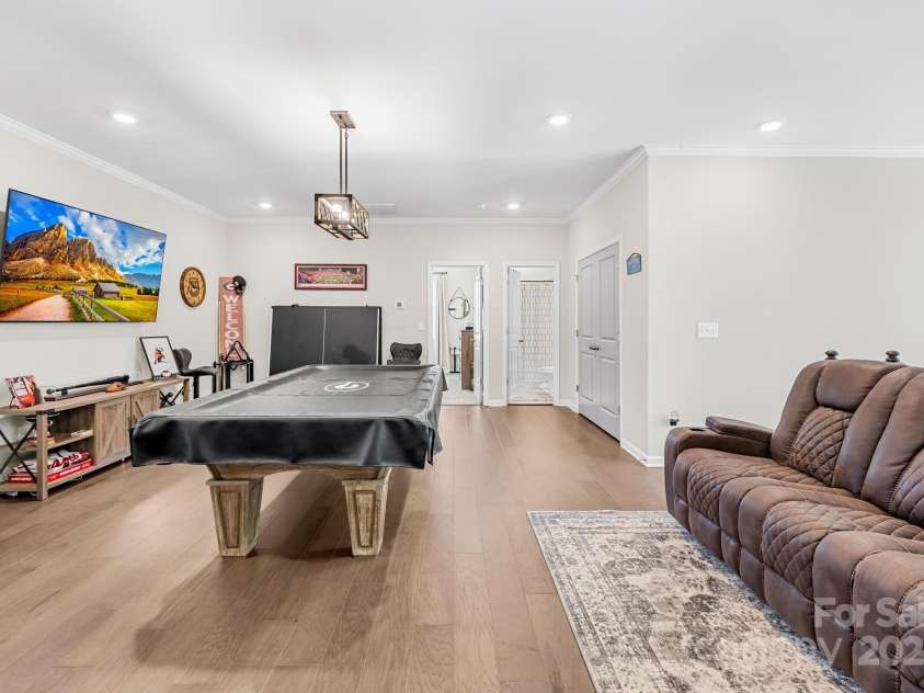 7313 Glenroe Drive, Huntersville, NC 28078.  MLS# CAR4239222, YatesRealty ID 24016. Spacious Loft Area