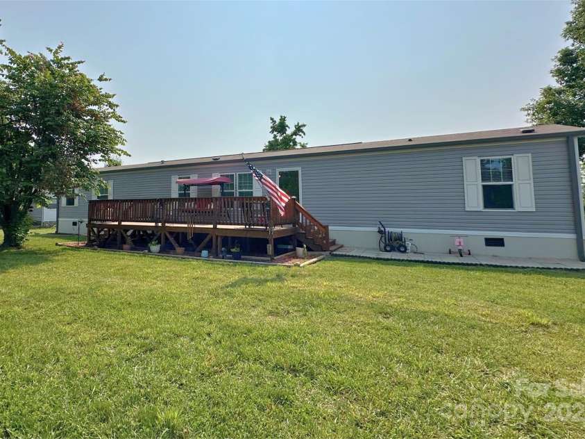 2449 Leonhardt Road, Cherryville, NC 28021.  MLS# CAR4266972, YatesRealty ID 24017. 