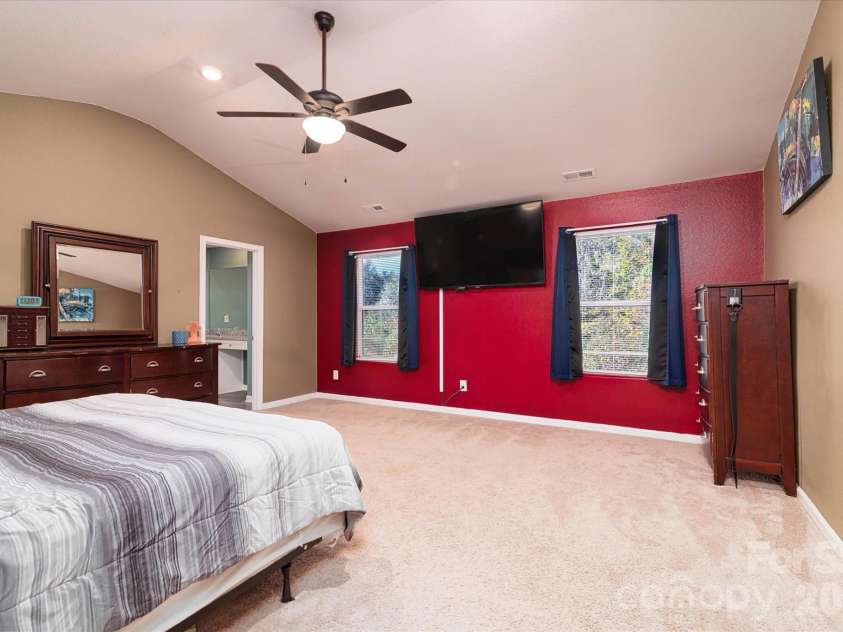 1345 Standing Oak Drive, Salisbury, NC 28146.  MLS# CAR4312108, YatesRealty ID 24018. Enormous Primary Bedroom with Vaulted Ceilings!