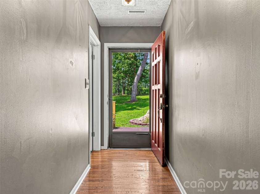 38 Chadwick Wade Drive, Asheville, NC 28804.  MLS# CAR4414061, YatesRealty ID 24019. 