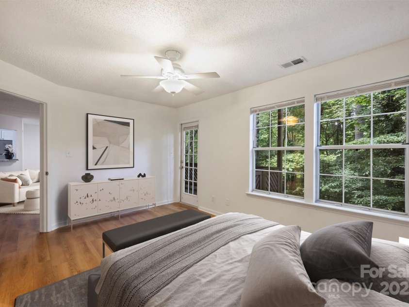 6016 Gray Gate Lane, Charlotte, NC 28210.  MLS# CAR4257900, YatesRealty ID 24019. Main bedroom
