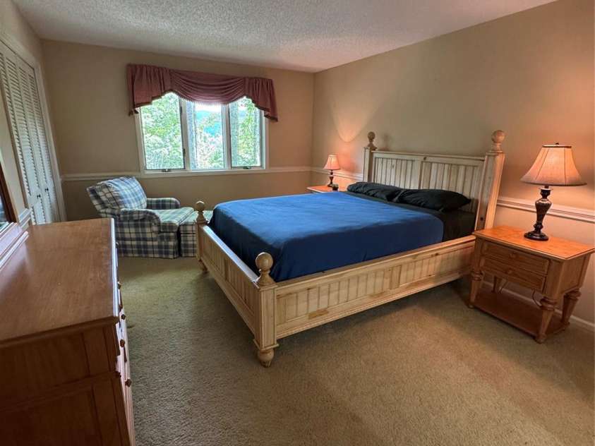 175 Ridgeview Road, Sugar Mountain, NC 28604.  MLS# CAR4300479, YatesRealty ID 2402. 