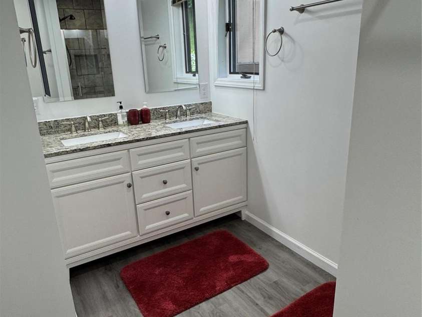 175 Ridgeview Road, Sugar Mountain, NC 28604.  MLS# CAR4300479, YatesRealty ID 2402. 