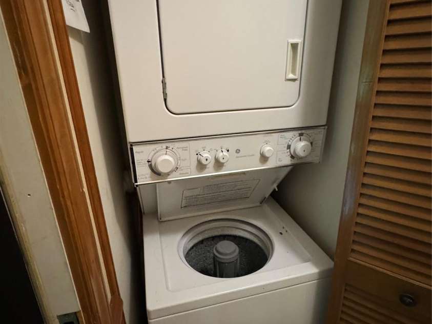 175 Ridgeview Road, Sugar Mountain, NC 28604.  MLS# CAR4300479, YatesRealty ID 2402. 