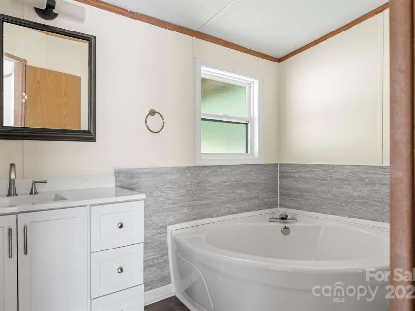 2236 Sisue Street, Morganton, NC 28655.  MLS# CAR4289772, YatesRealty ID 2402. 