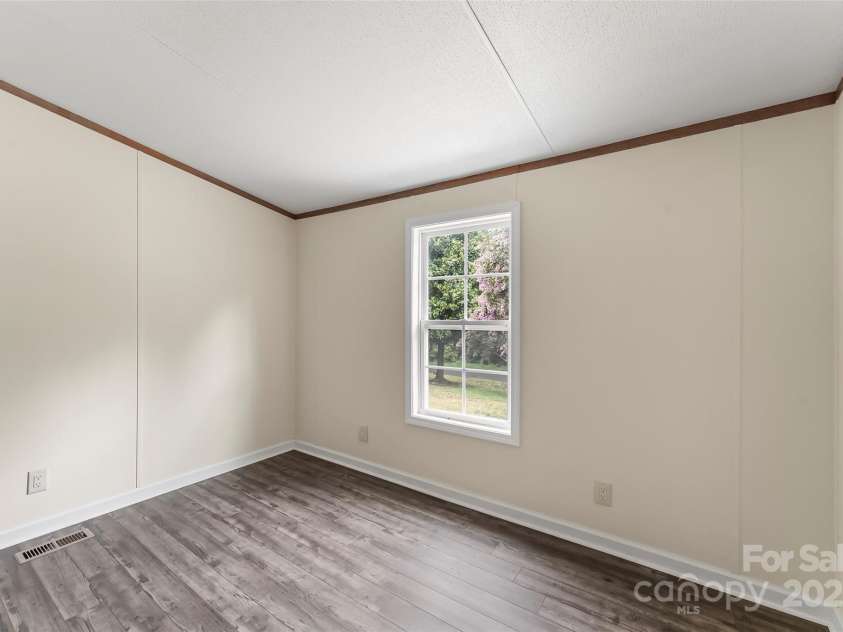 2236 Sisue Street, Morganton, NC 28655.  MLS# CAR4289772, YatesRealty ID 2402. 