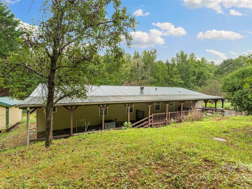 2236 Sisue Street, Morganton, NC 28655.  MLS# CAR4289772, YatesRealty ID 2402. 