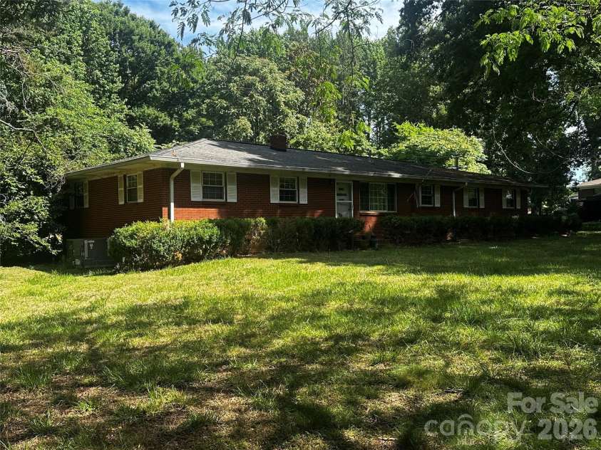 15023 Thompson Road, Mint Hill, NC 28227.  MLS# CAR4382591, YatesRealty ID 24020. 