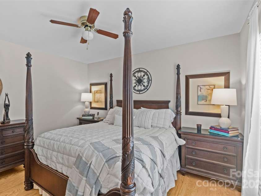 33124 Tanager Court, Fort Mill, SC 29707.  MLS# CAR4276689, YatesRealty ID 24021. Primary Suite