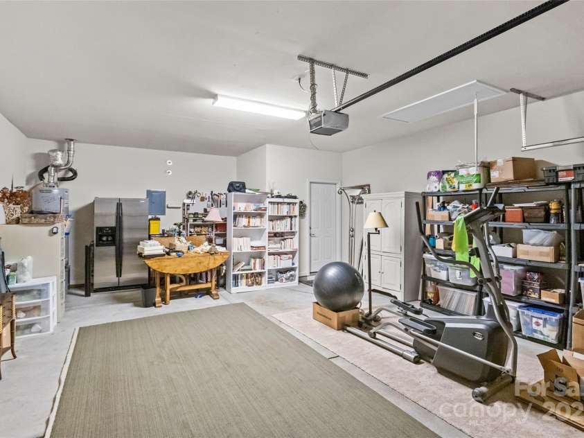 33124 Tanager Court, Fort Mill, SC 29707.  MLS# CAR4276689, YatesRealty ID 24021. Two car garage