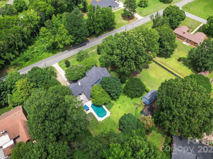 6313 Weddington Road, Concord, NC 28027.  MLS# CAR4267966, YatesRealty ID 24023. 