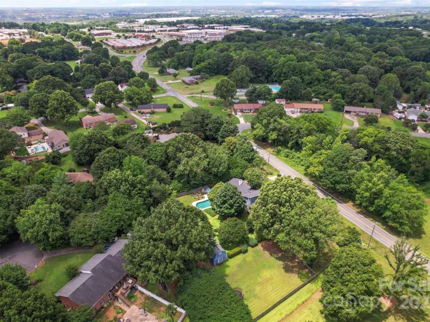 6313 Weddington Road, Concord, NC 28027.  MLS# CAR4267966, YatesRealty ID 24023. 