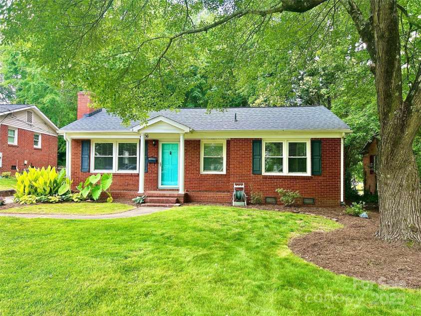 4906 Charleston Drive, Charlotte, NC 28212.  MLS# CAR4266265, YatesRealty ID 24024. 