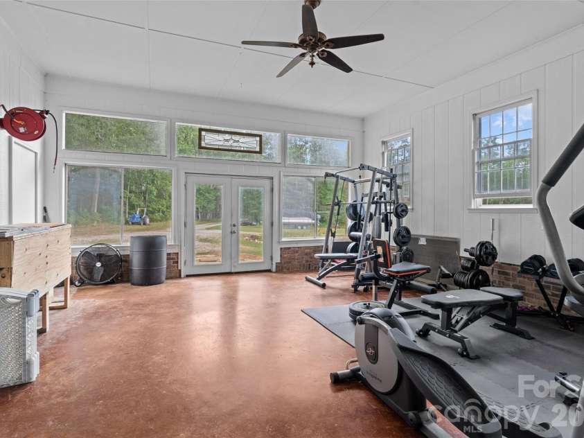 2520 Wooten Road, Chester, SC 29706.  MLS# CAR4384506, YatesRealty ID 24025. Flex Space