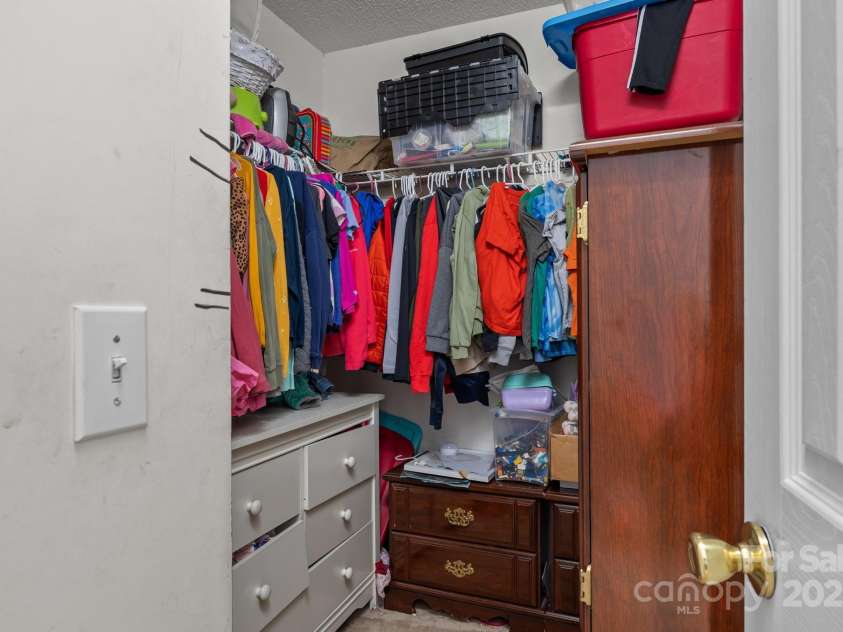 1778 Pergola Place, Charlotte, NC 28213.  MLS# CAR4276242, YatesRealty ID 24028. 