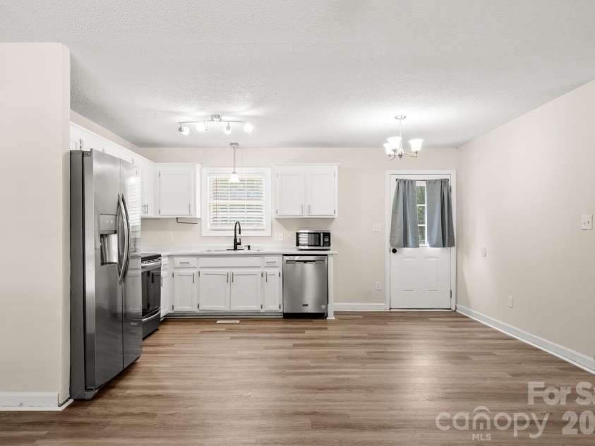 1502 Main Street, Cherryville, NC 28021.  MLS# CAR4384202, YatesRealty ID 24029. 