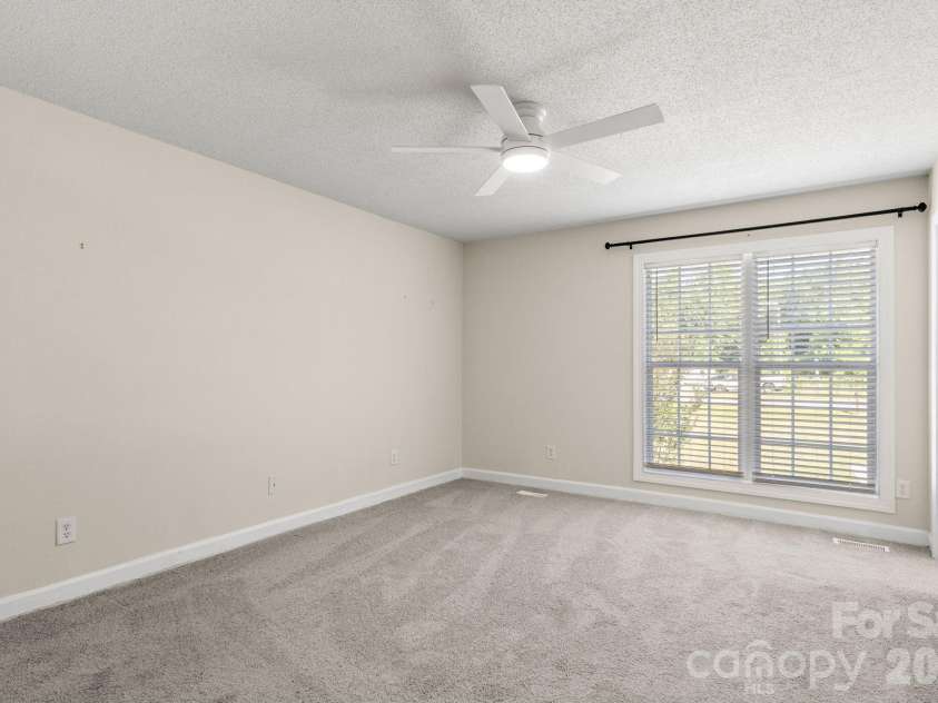 1502 Main Street, Cherryville, NC 28021.  MLS# CAR4384202, YatesRealty ID 24029. 