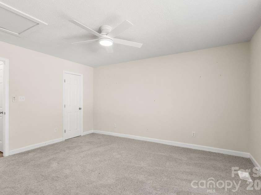 1502 Main Street, Cherryville, NC 28021.  MLS# CAR4384202, YatesRealty ID 24029. 