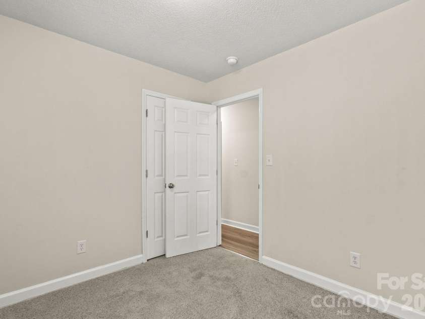 1502 Main Street, Cherryville, NC 28021.  MLS# CAR4384202, YatesRealty ID 24029. 