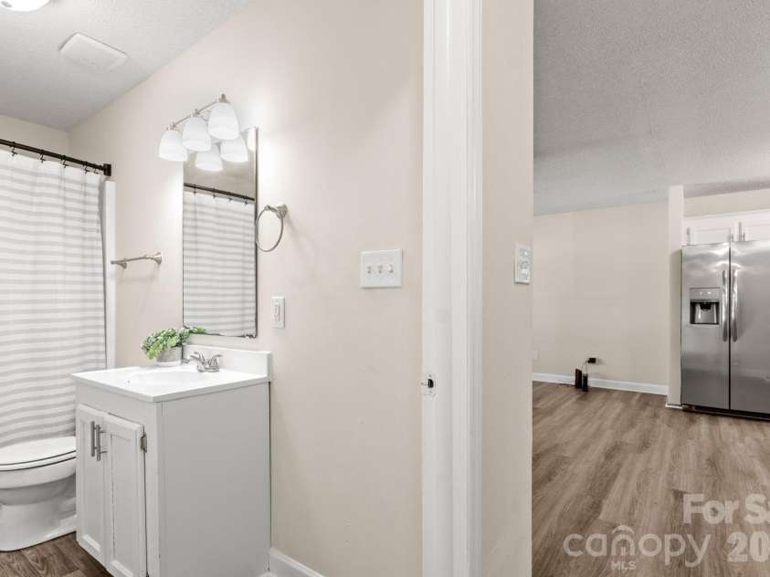 1502 Main Street, Cherryville, NC 28021.  MLS# CAR4384202, YatesRealty ID 24029. 