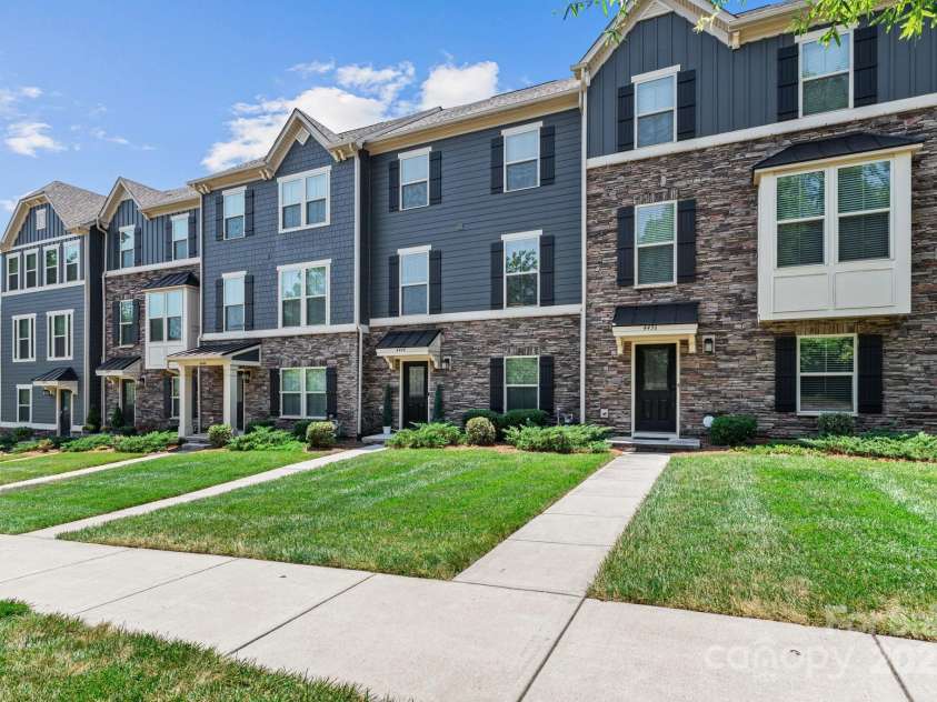 4440 Carteret Street, Charlotte, NC 28205.  MLS# CAR4276260, YatesRealty ID 24029. 