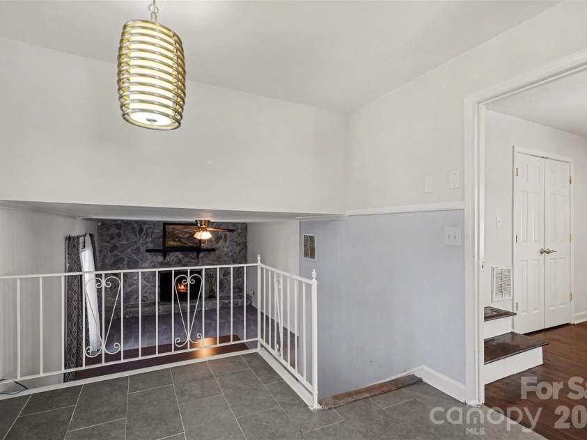 420 Colony Acres Drive, Charlotte, NC 28217.  MLS# CAR4335694, YatesRealty ID 2403. 