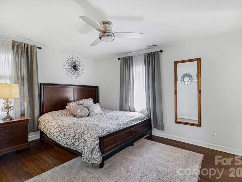 420 Colony Acres Drive, Charlotte, NC 28217.  MLS# CAR4335694, YatesRealty ID 2403. 